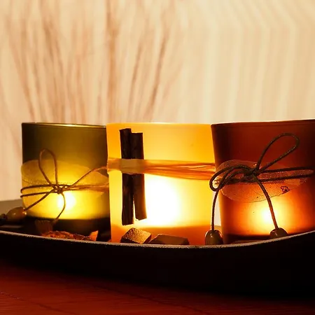 Anuska * ツァヴタット