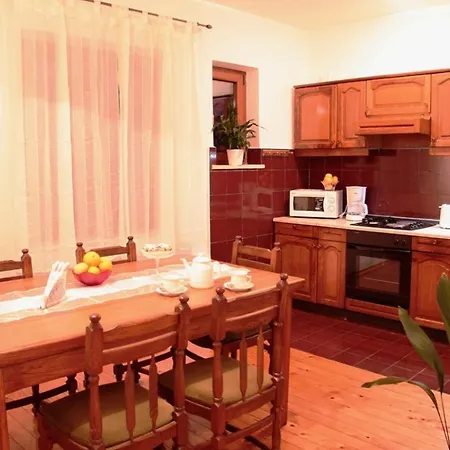 Anuska アパート *