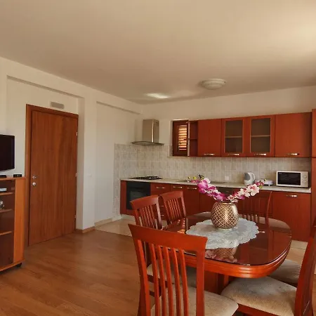 דירה Anuska קאבטאט